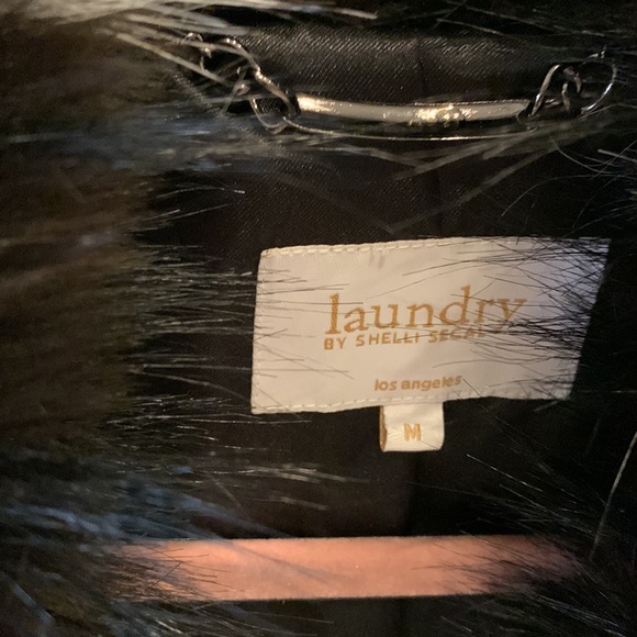 Laundry by Shelli Segal black coat with faux-fur armpit to armpit 21 inch - Picture 7 of 8